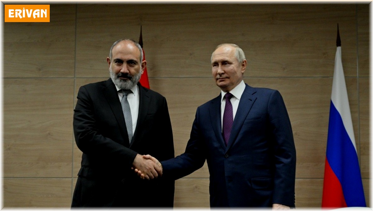 Putin ve Paşinyan, Karabağ'daki durumu görüştü