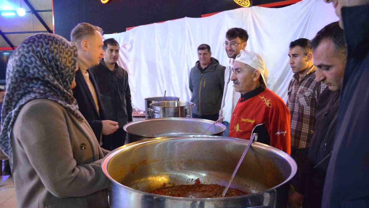 Ramazan'da devletin şefkat eli: Bulanık'ta 27 bin kişiye sıcak yemek ulaştırıldı