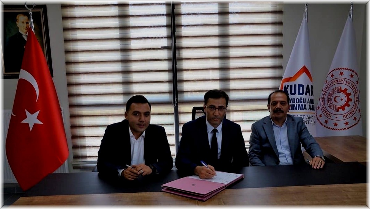 Refahiye'de 15 kişiye istihdam sağlayacak projenin protokolü imzalandı