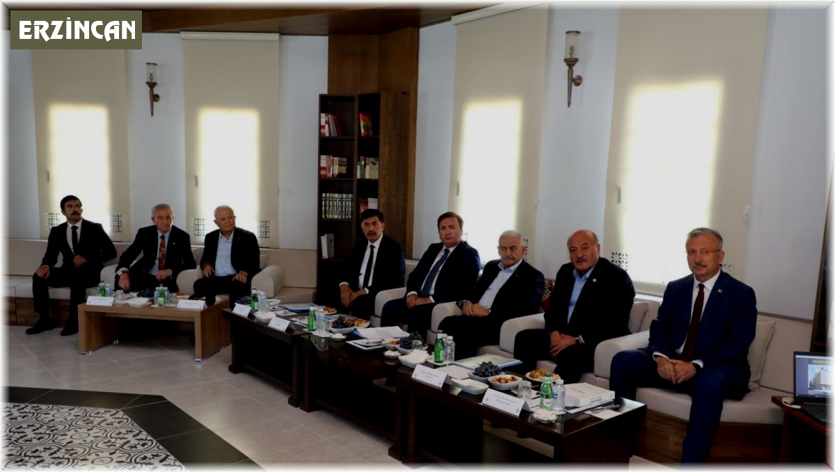 Refahiye'de EBYÜ Vakfı toplantısı yapıldı