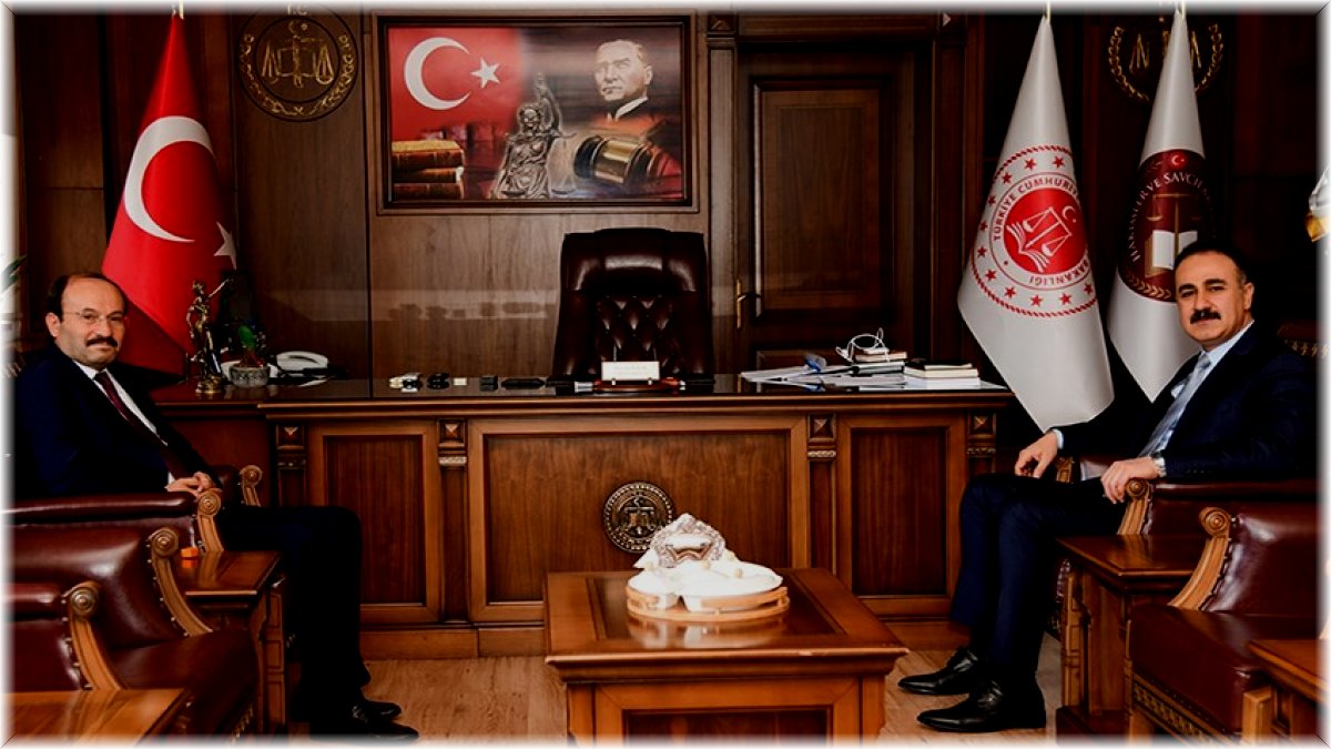 Rektör Çakmak'tan Cumhuriyet Başsavcısı Tuncel'e hayırlı olsun ziyareti