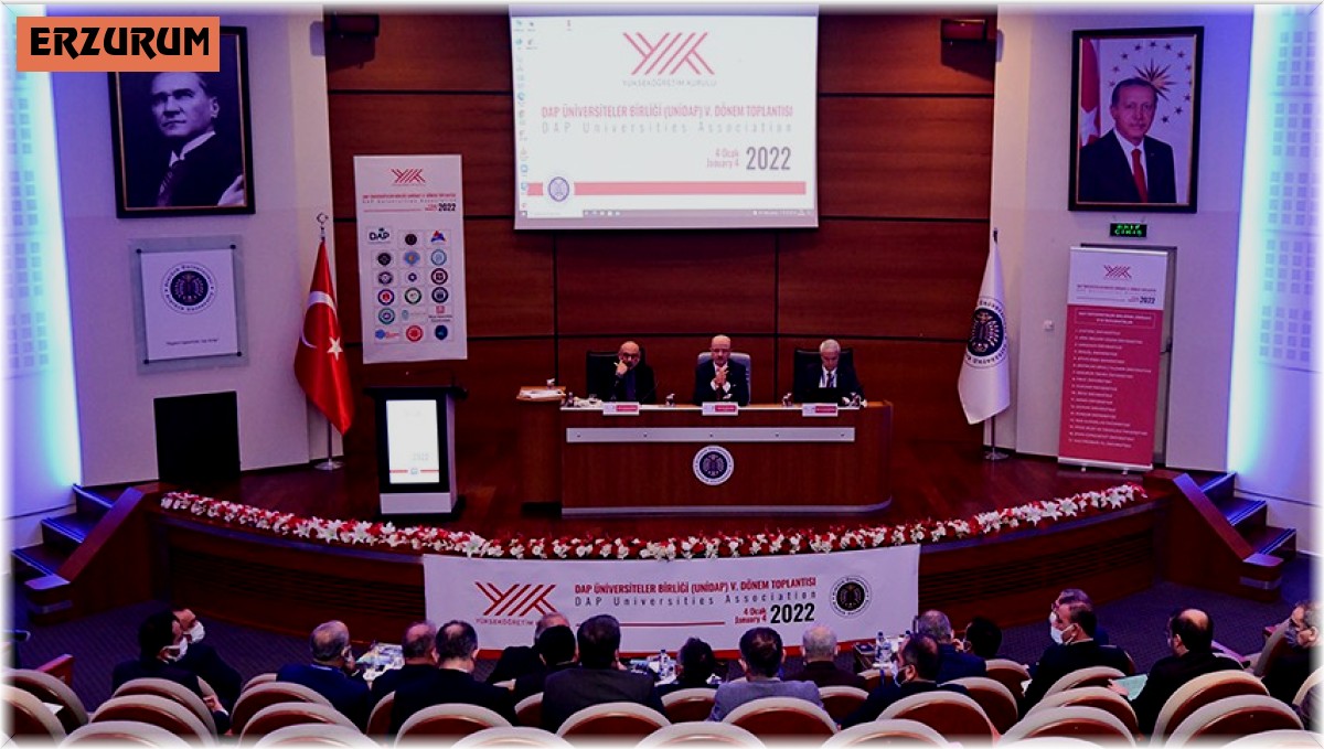 Rektör Çakmak ÜNİDAP 5. Dönem Toplantısına katıldı