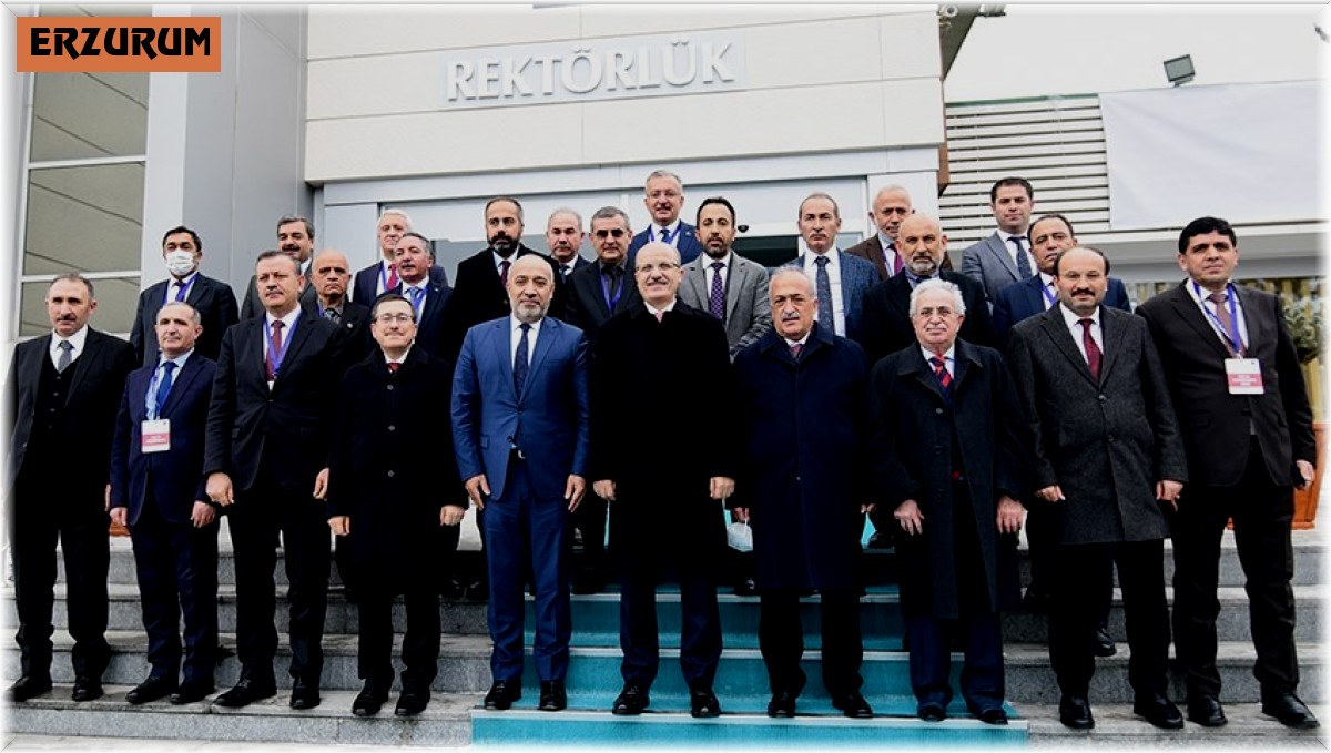 Rektör Çakmak ÜNİDAP 5. dönem toplantısına katıldı