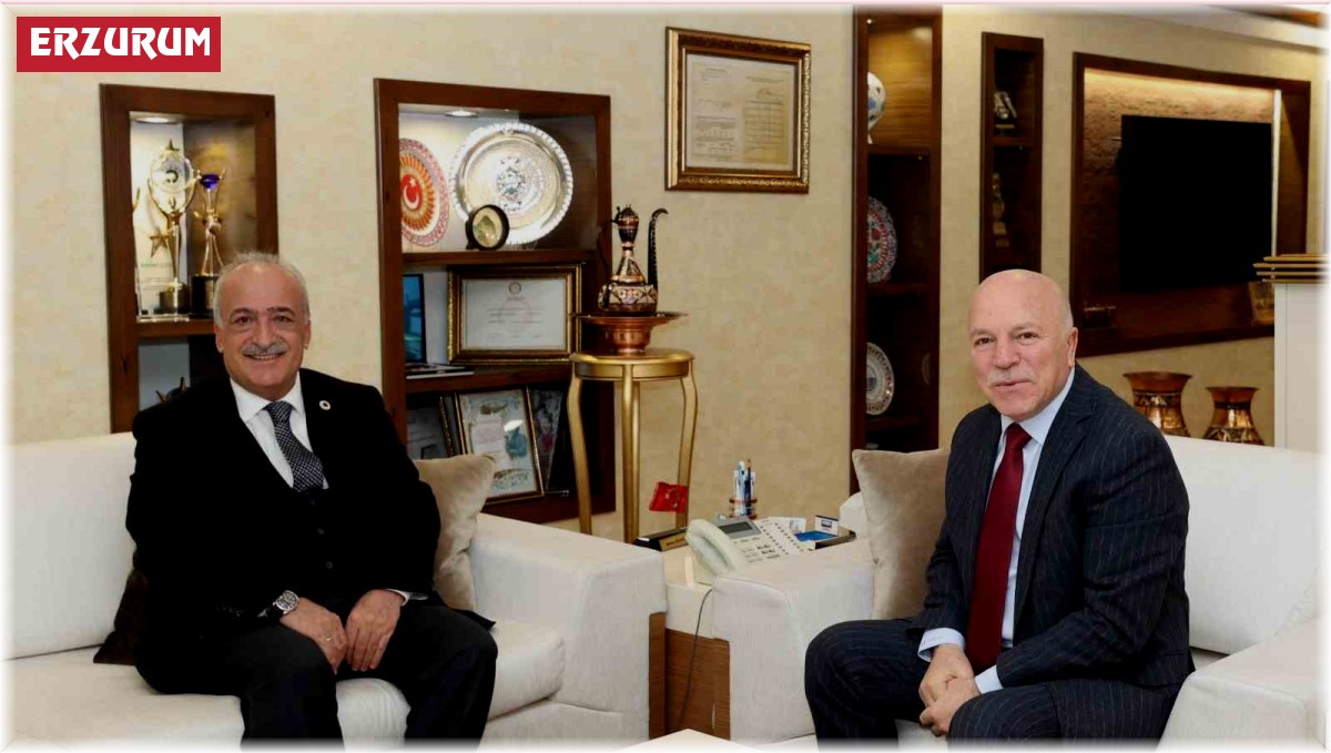 Rektör Çomaklı, Başkan Sekmen'in konuğu oldu