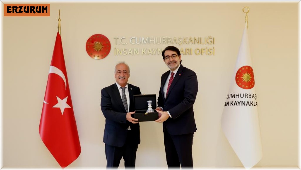 Rektör Çomaklı, Cumhurbaşkanlığı insan kaynakları ofisini ziyaret etti
