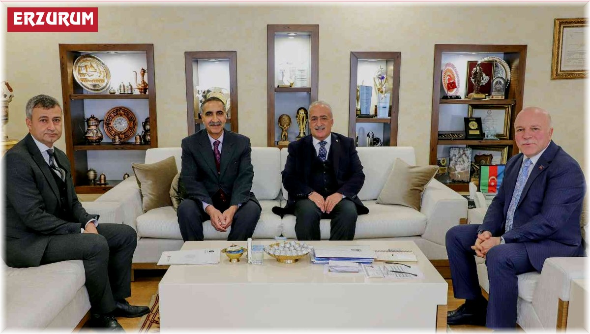 Rektör Çomaklı, hayvan sağlığının korunması amacıyla Başkan Sekmen ile bir araya geldi