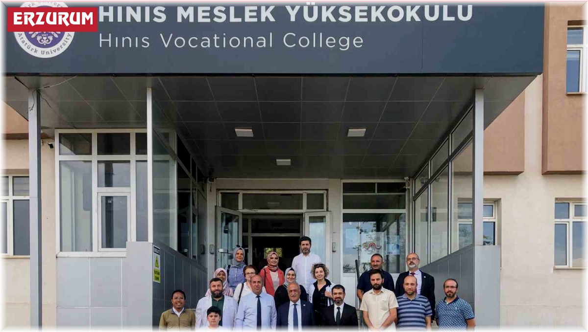 Rektör Çomaklı, Hınıs Meslek Yüksekokulunu ziyaret etti