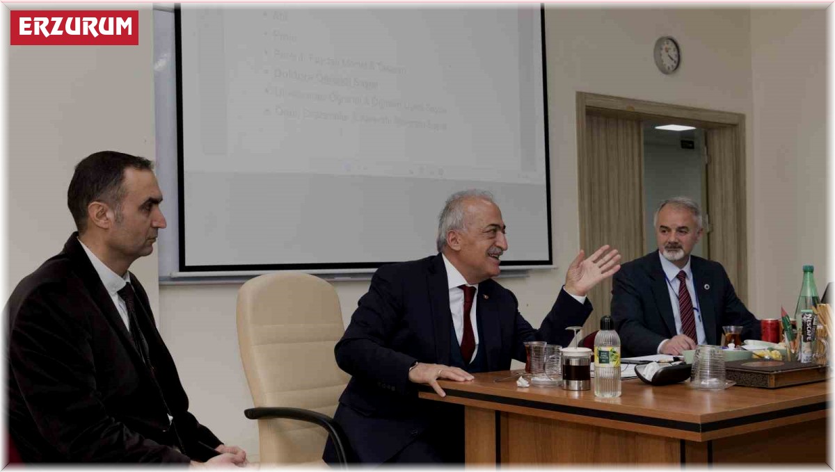 Rektör Çomaklı Hukuk, İktisadi ve İdari Bilimler İle Mimarlık ve Tasarım Fakültelerini ziyaret etti