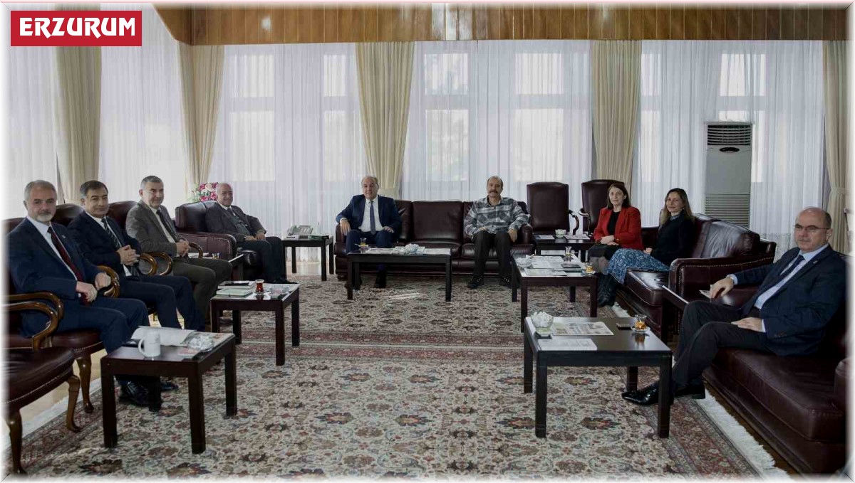 Rektör Çomaklı, Prof. Dr. Peker'i ağırladı