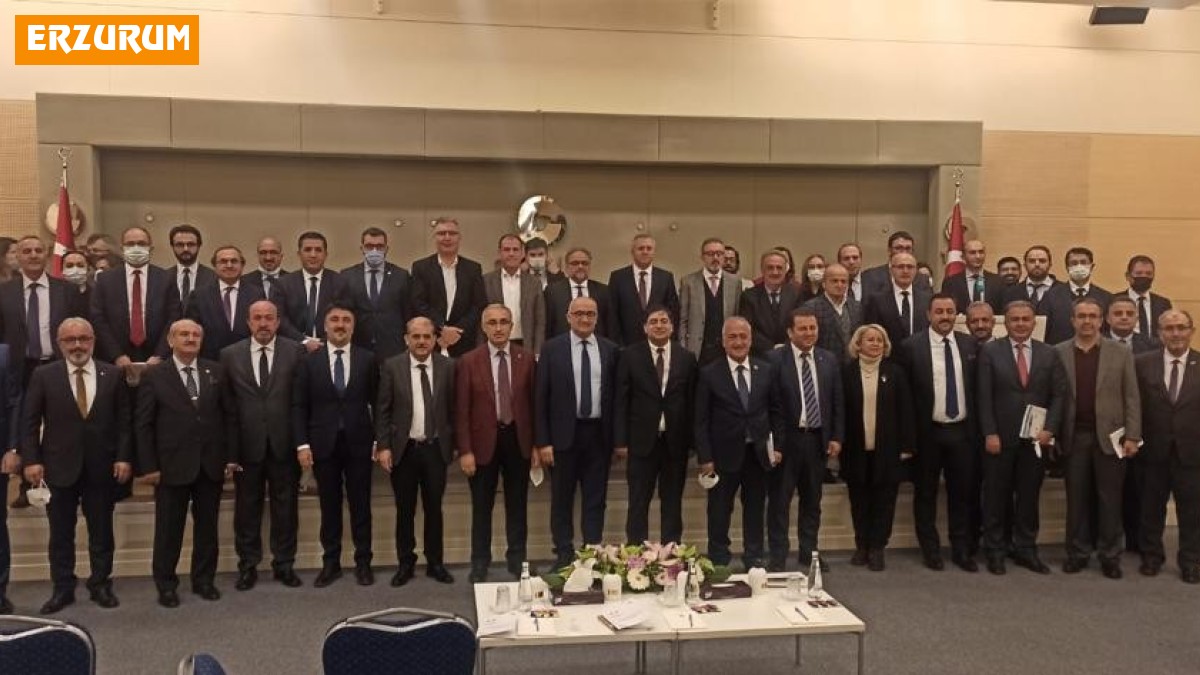 Rektör Çomaklı, şiddetle mücadele için geliştirilen projenin açılış programına katıldı