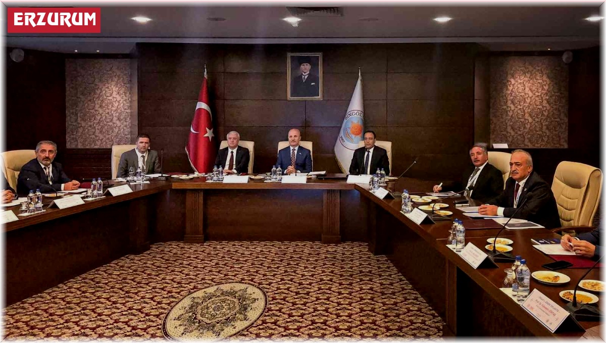 Rektör Çomaklı, ÜNİDAP 6. dönem toplantısına katıldı