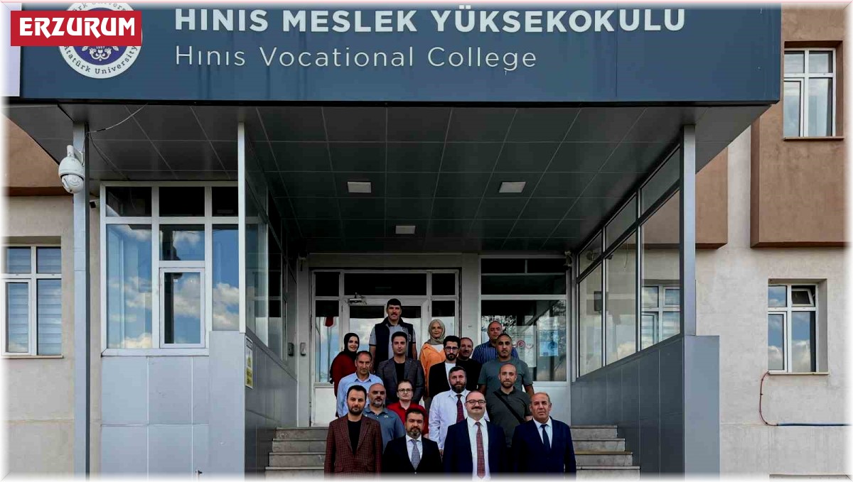Rektör Hacımüftüoğlu, Hınıs Meslek Yüksekokulunu ziyaret etti