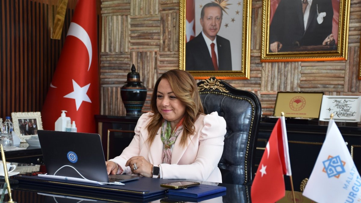 Rektör Karabulut'tan kalite bilinci vurgusu