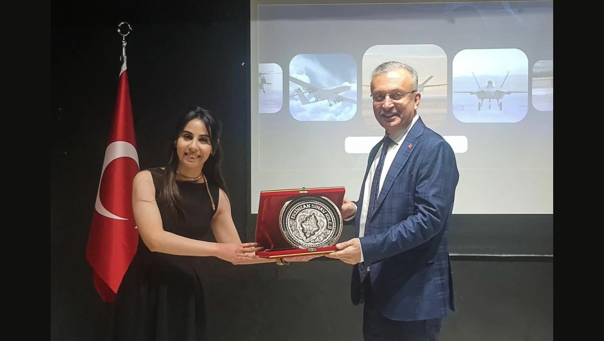 Rektör Levent "Girişimcilik ve Savunma Sanayi" konferansına katıldı