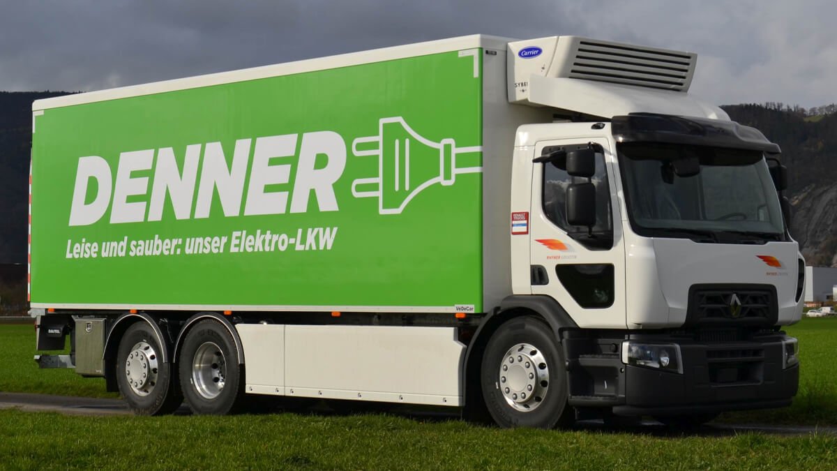 RENAULT TRUCKS D WIDE Z.E. ELEKTRİKLİ KAMYON, GÜNEŞ PANELLERİ İLE DONATILDI