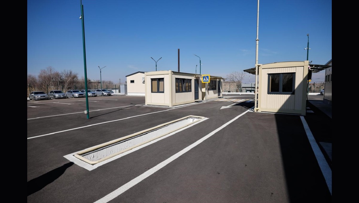 Rus birliklerinin kontrolü Ermenistan'a bıraktığı Margara Sınır Kapısı görüntülendi