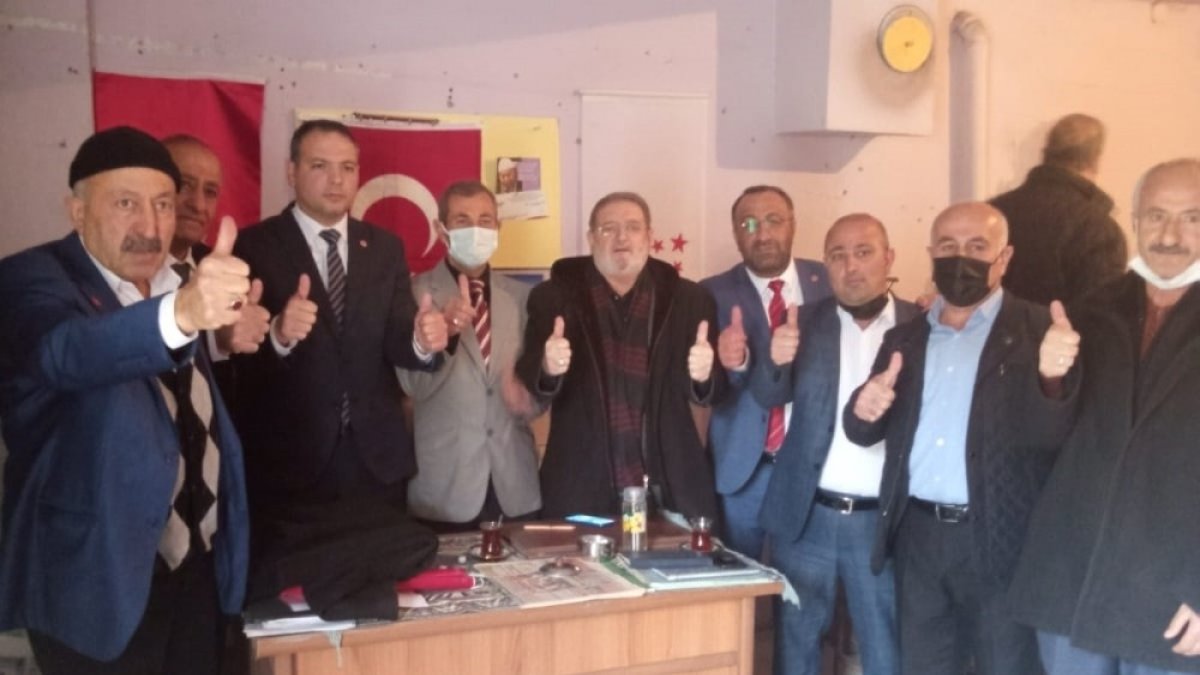 Saadet Partisi Gürpınar İlçe Başkanı Erhan Erdoğan güven tazeledi