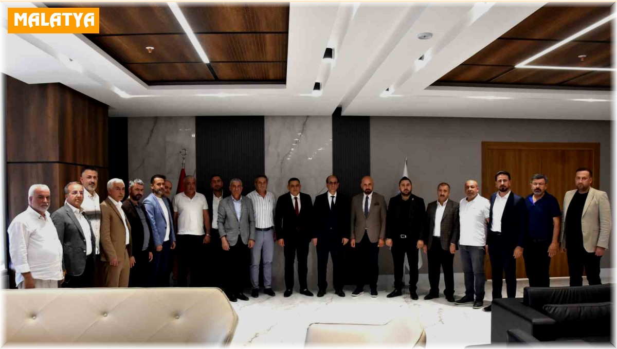 Sadıkoğlu'ndan Başkanlar Taşkın ile Geçitle istişare