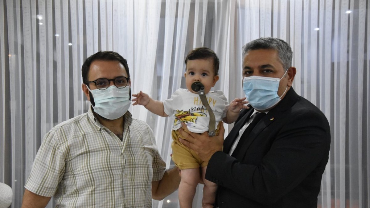 Sadıkoğlu'ndan Çınar bebeğe destek ziyareti