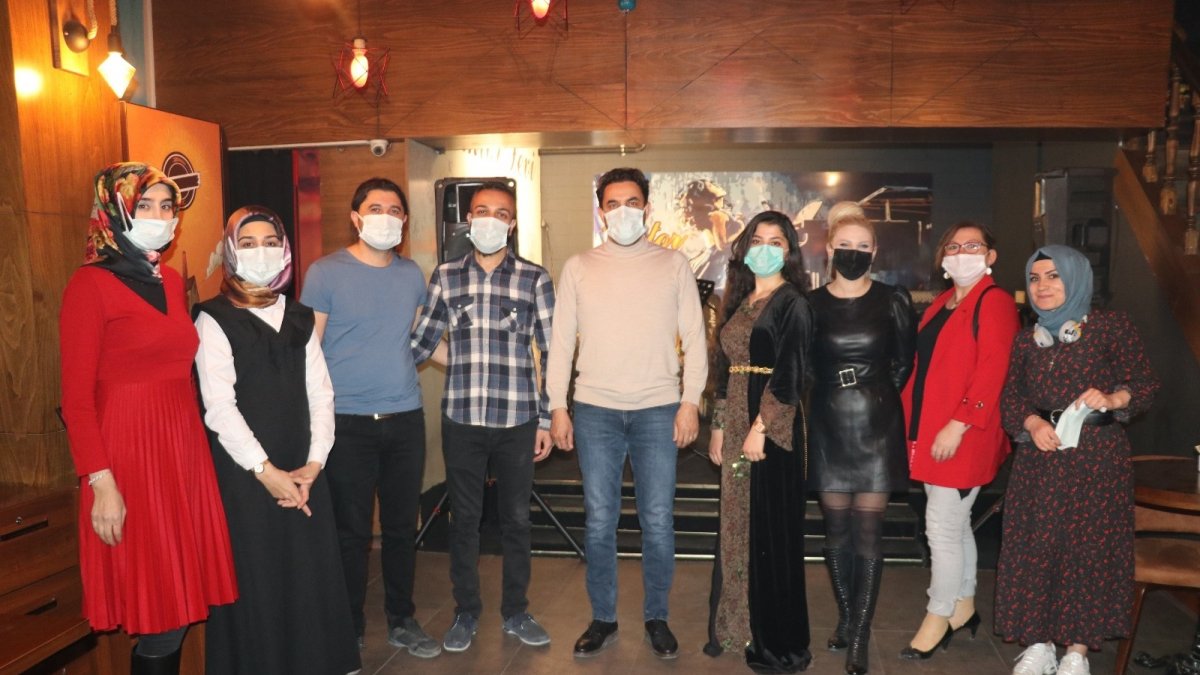 Sağlık çalışanları için moral gecesi