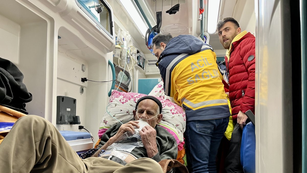 Sağlık ekipleri 65 yaşındaki hasta için seferber oldu