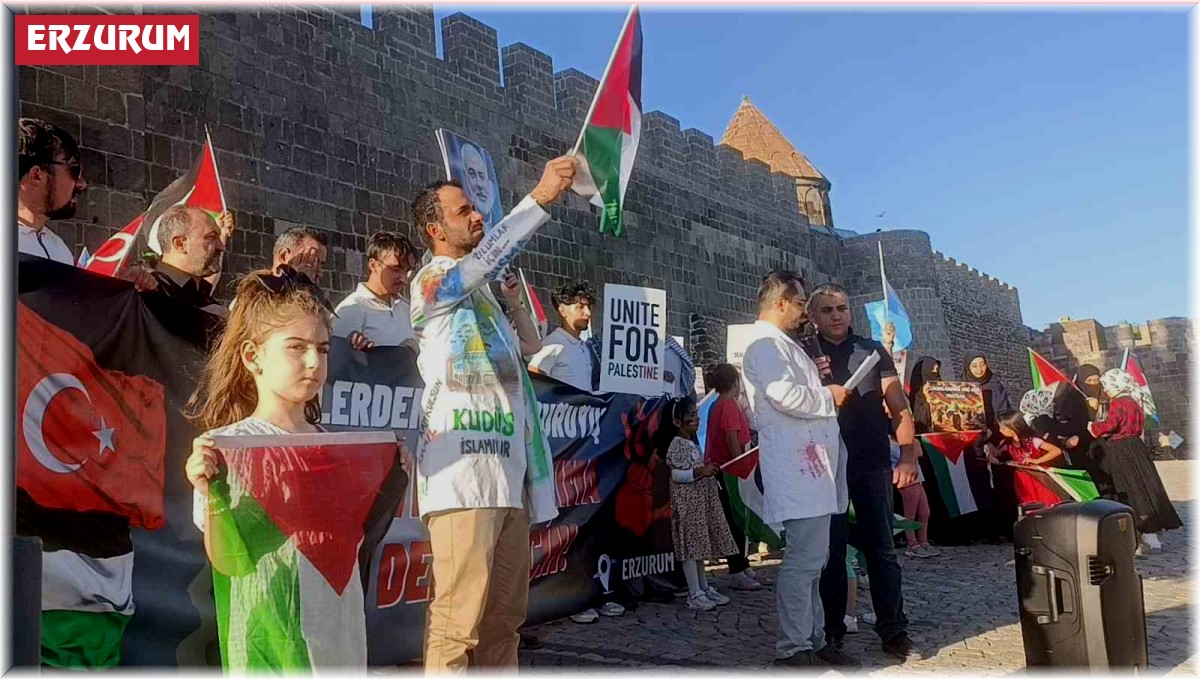 Sağlıkçıların Erzurum'daki sessiz yürüyüşü sürüyor