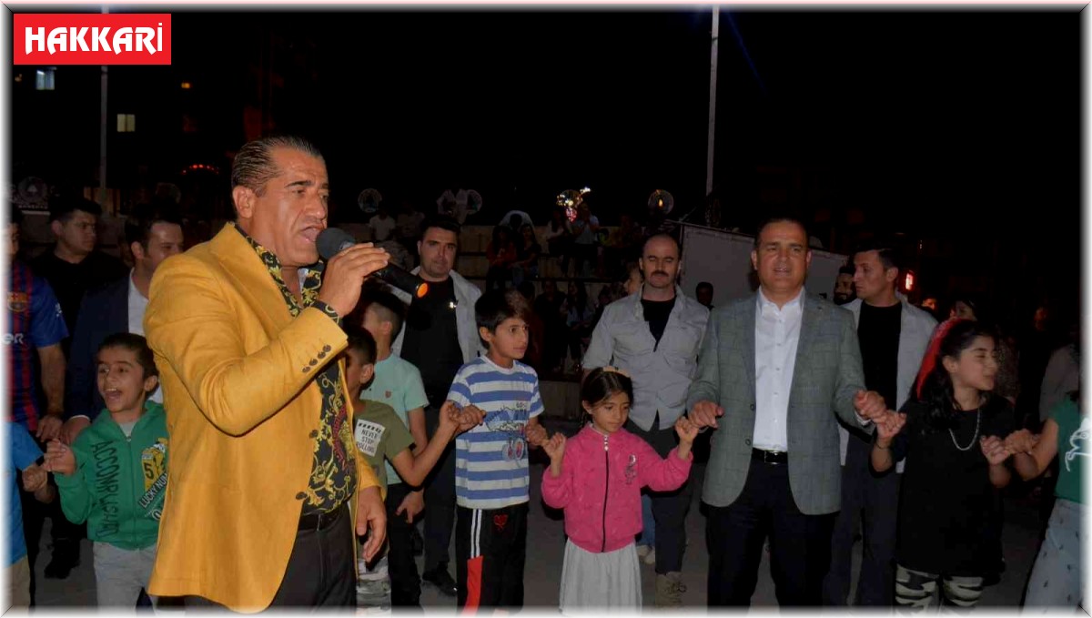 Sahne sırası sende final programı 4 finalist yarıştı