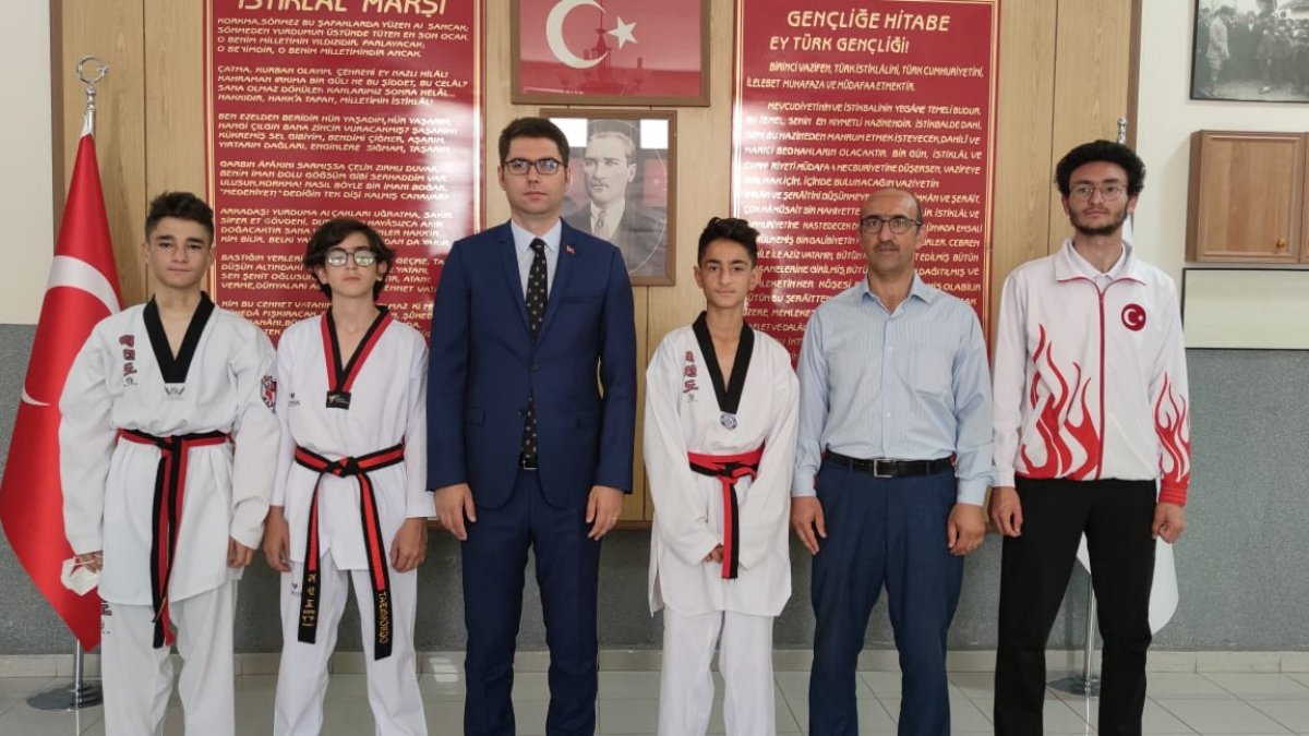 Şampiyona öncesi moral verdiler