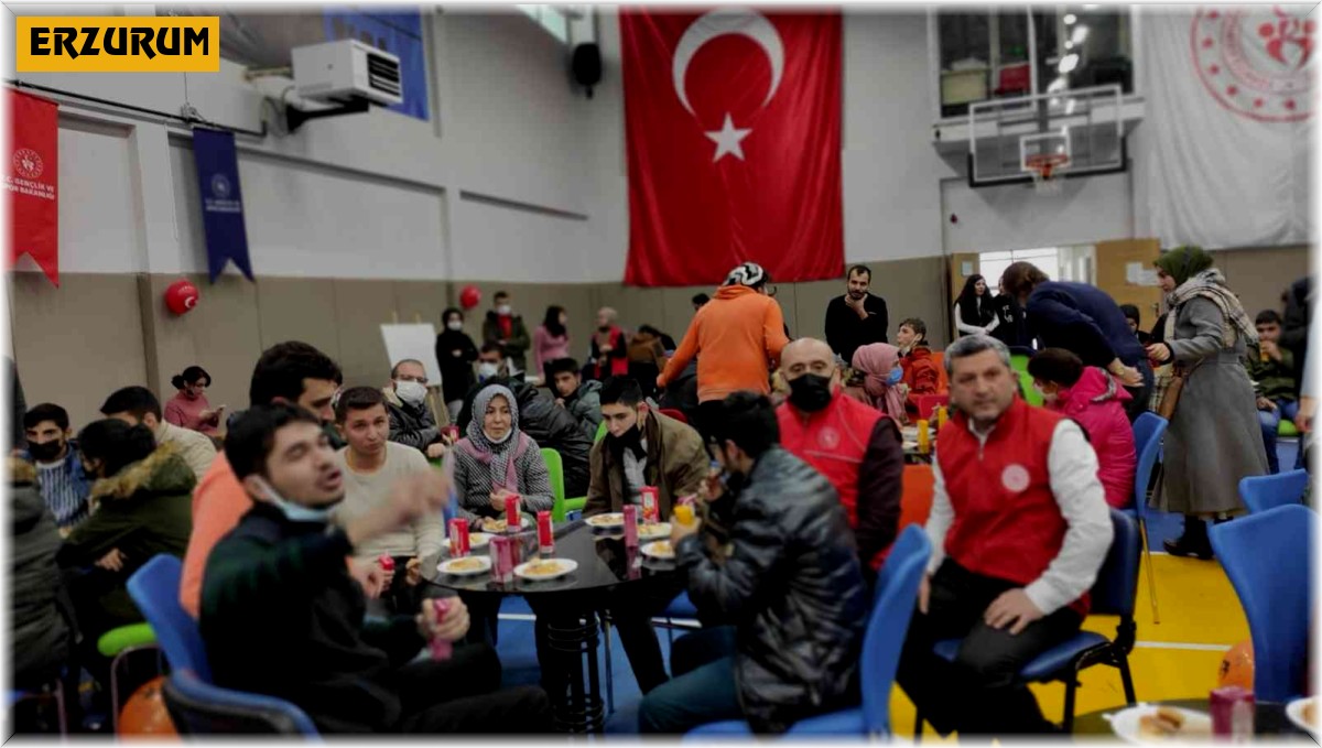 Sanat aşkı engel tanımaz