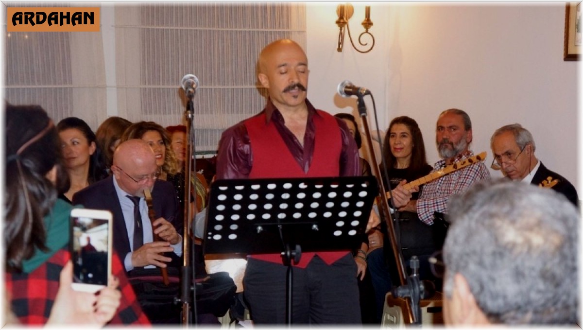 Sanatçı Ferman Kaya: "Türkülerimizi ve kültürümüzü yaşatmak istiyoruz"