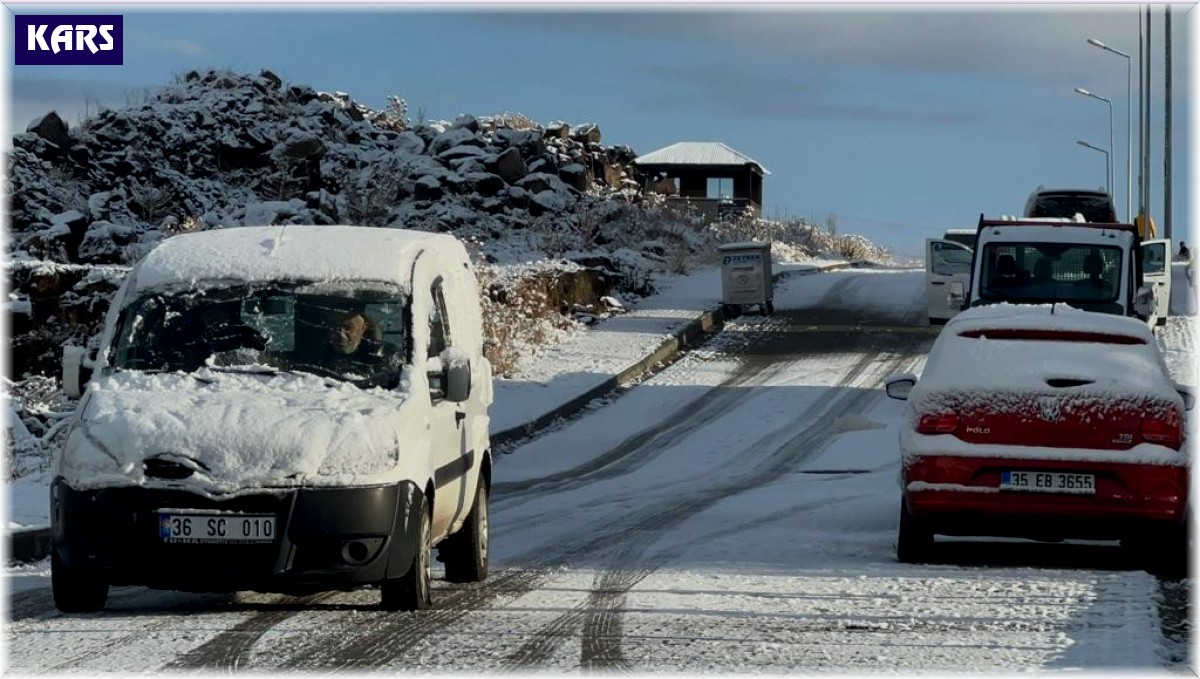 Sarıkamış beyaz gelinliğini giydi