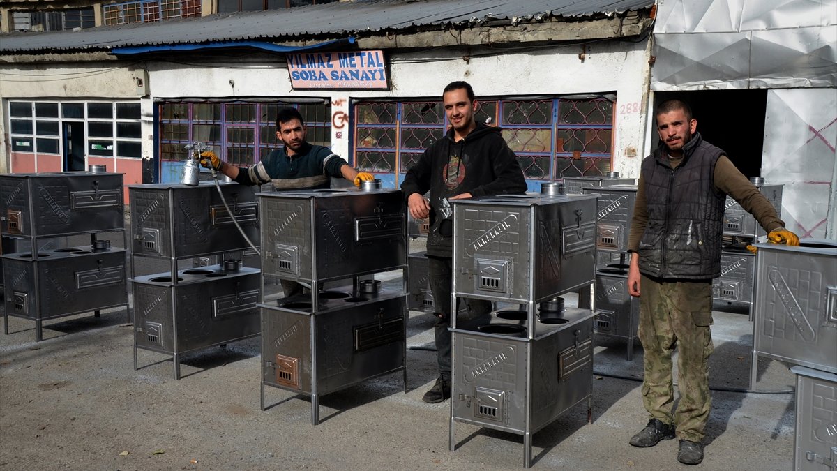 Sarıkamış'ın sobaları bu kış Doğu'yu ısıtacak