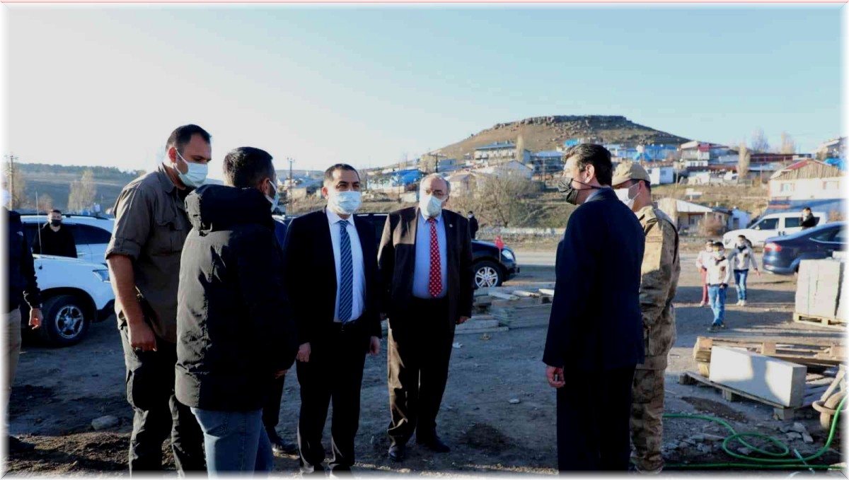 Sarıkamış Şehitliği'nde çevre düzenlemesi yapılıyor