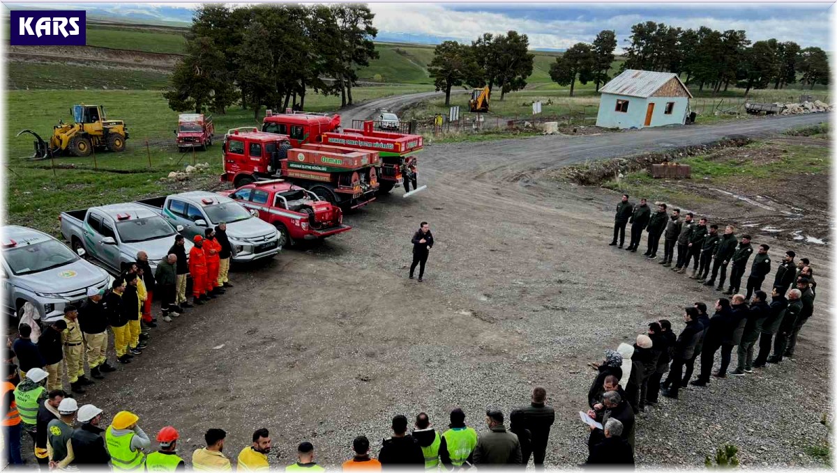 Sarıkamış'ta orman personeline yangın eğitimi