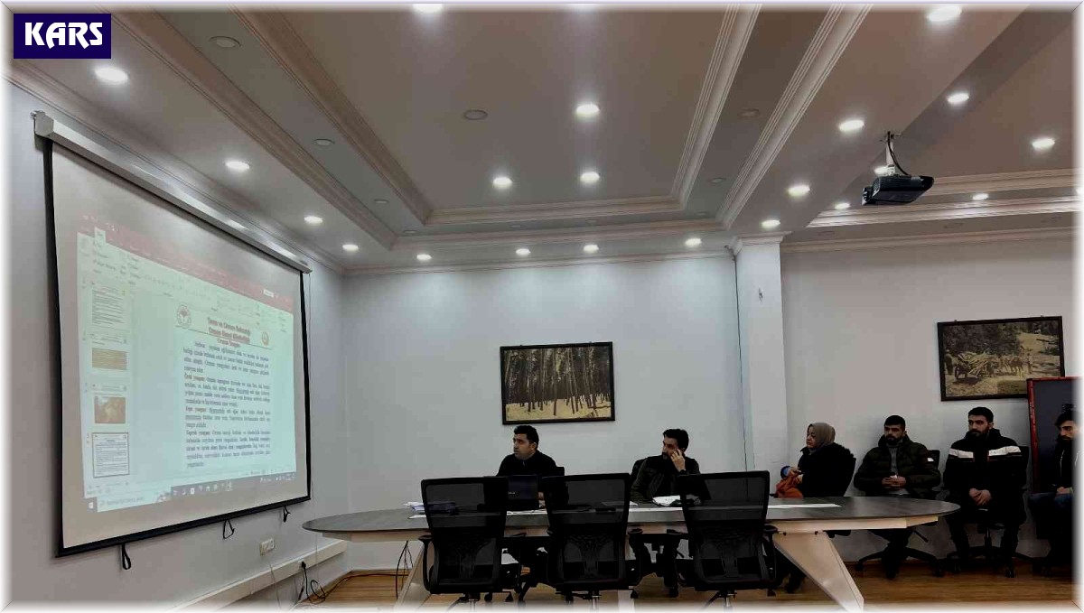 Sarıkamış'ta ormancılara yangın eğitimi verildi