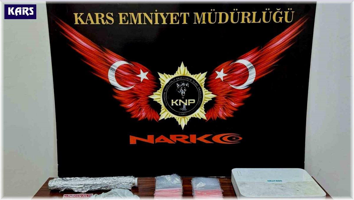 Sarıkamış'ta uyuşturucu ele geçirildi