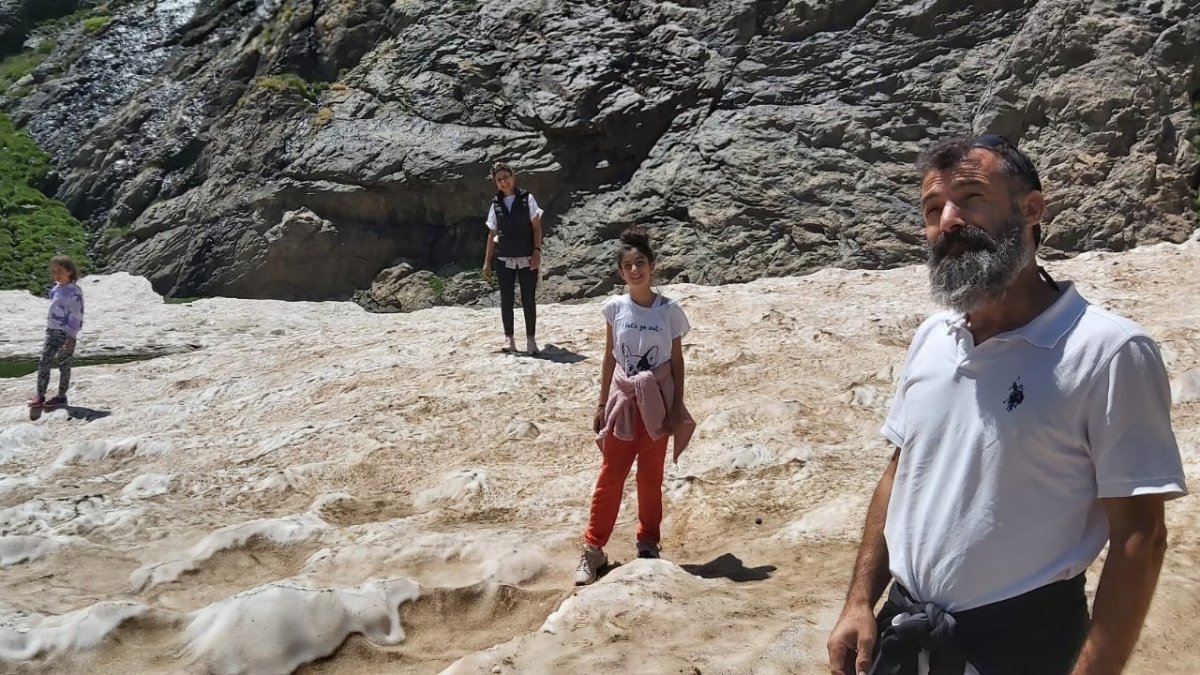 Sat Buzulları için Türkiye'nin bir ucundan Yüksekova'ya geldiler