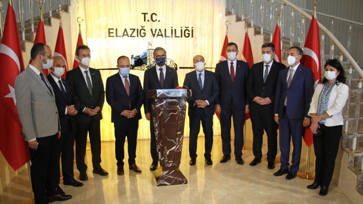 Savunma Sanayii Başkanı Demir: "Savunma sanayi alanı başta olmak üzere sanayinin diğer alanlarında yetkinlik oluşturmak istiyoruz"