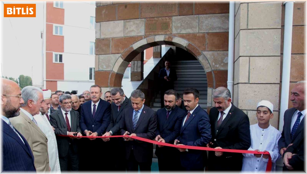 Şehidin vasiyeti olan cami ve yatılı hafızlık Kur'an kursu ibadete açıldı