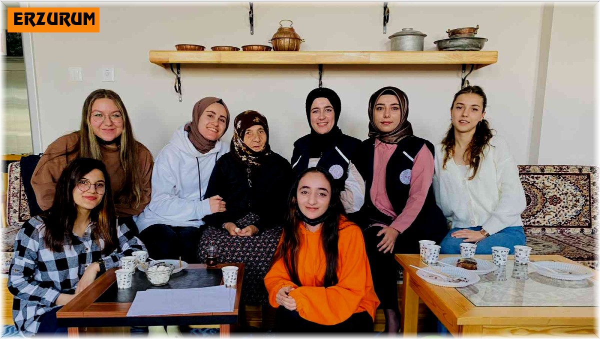 Şehit annesine sürpriz jest