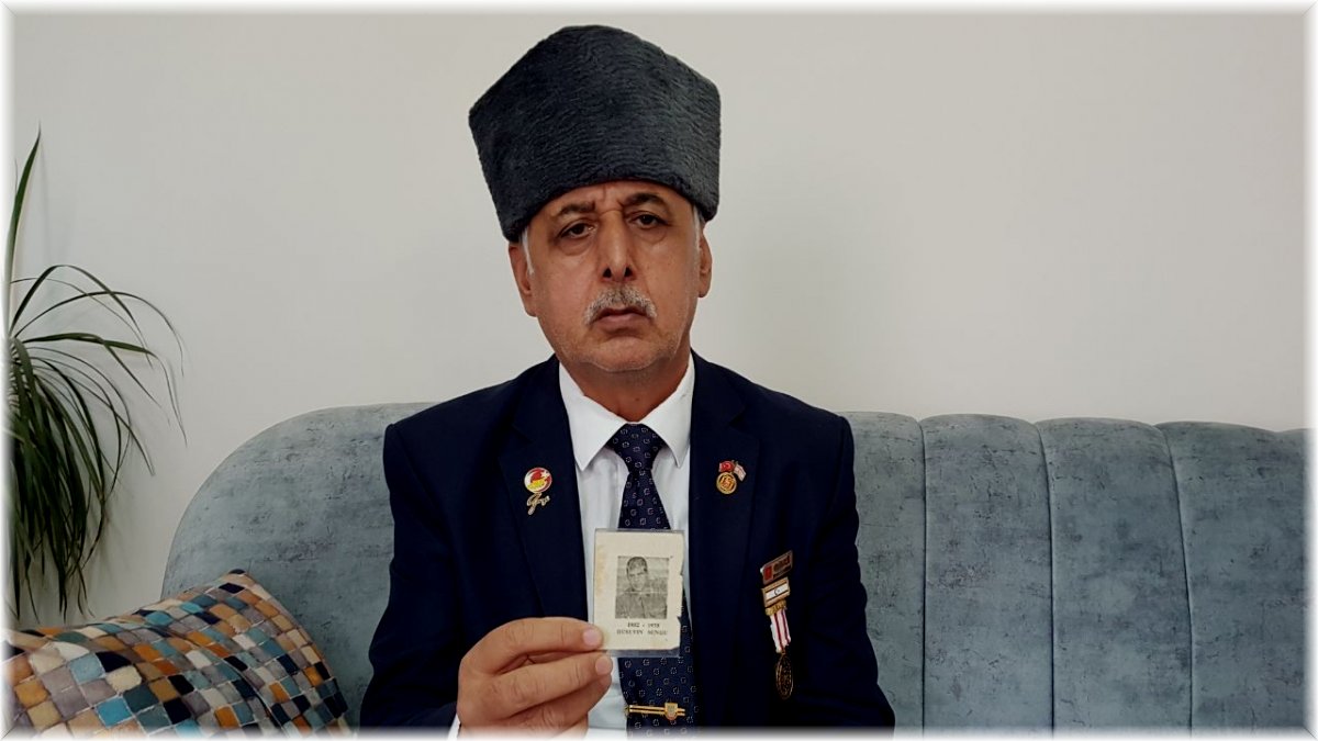 Şehit arkadaşının fotoğrafını 47 yıldır kalbinde taşıyor