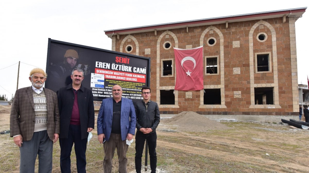 Şehit Eren Öztürk'ün vasiyet ettiği cami inşaatı hayırseverlerin yardımını bekliyor