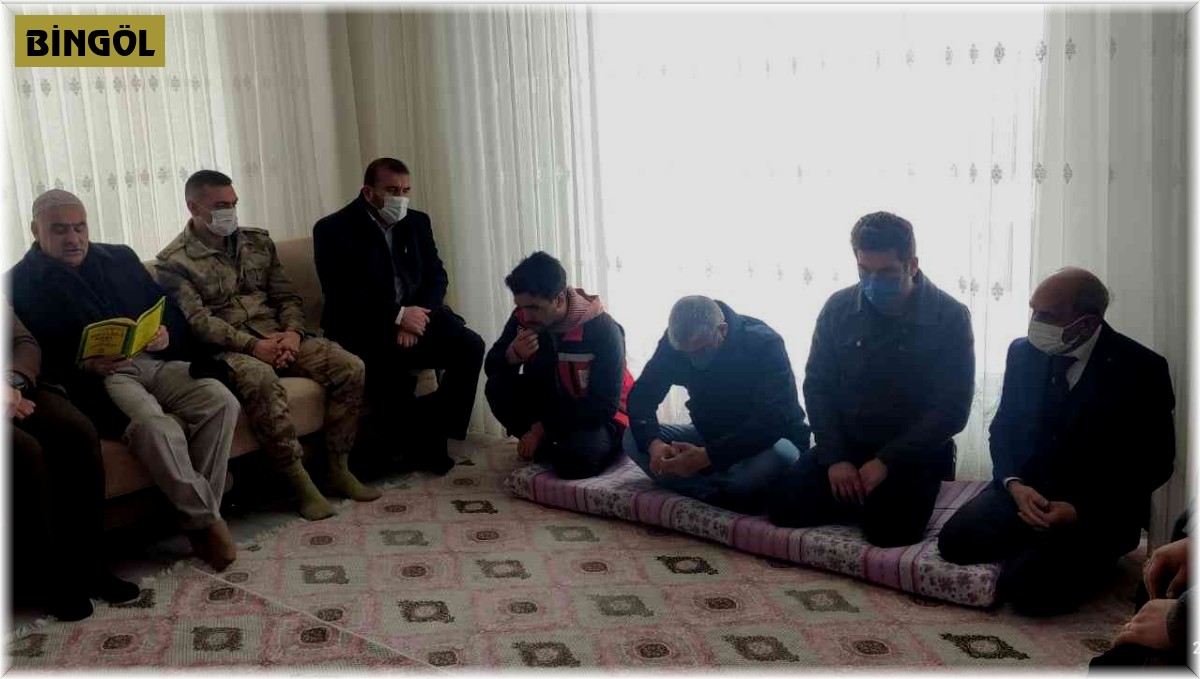 Şehit güvenlik korucusu, şehadetinin yıl dönümünde dualarla anıldı