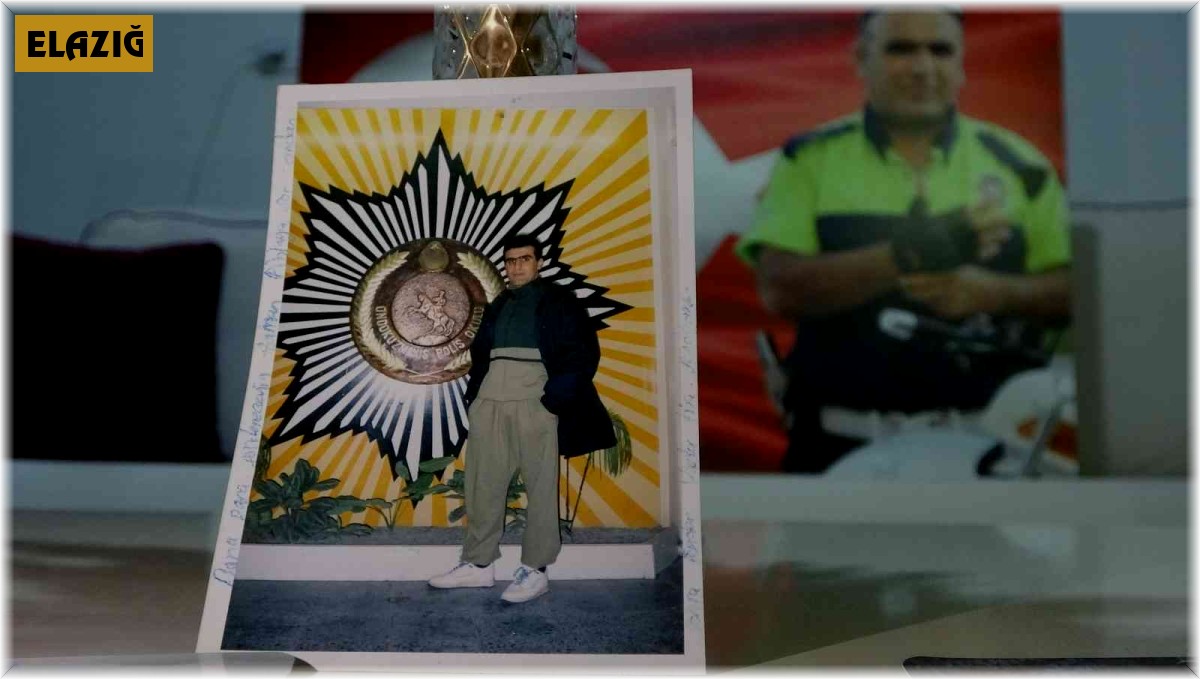 Şehit polis Fethi Sekin'in 27 yıl önceki fotoğrafı ortaya çıktı, üzerindeki not herkesi duygulandırdı