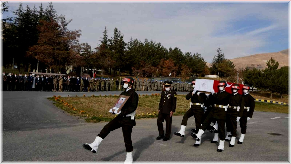 Şehit Sel için Hakkari'de tören düzenlendi