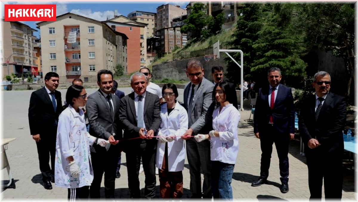 Şehit Selahattin Ortaokulundan bilim şenliği