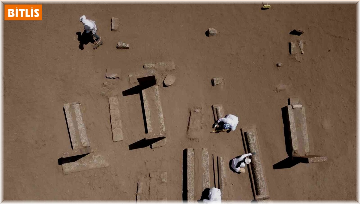 Selçuklu Meydan Mezarlığı'ndaki kazılarda 41 yeni mezar gün yüzüne çıkarıldı