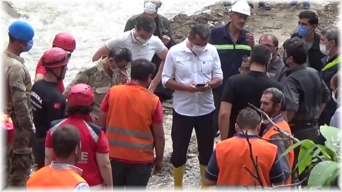 Selde kaybolan işçiyi arama çalışmaları devam ediyor