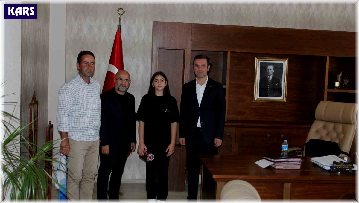 Selim'de başarılı öğrencilere ödülleri verildi