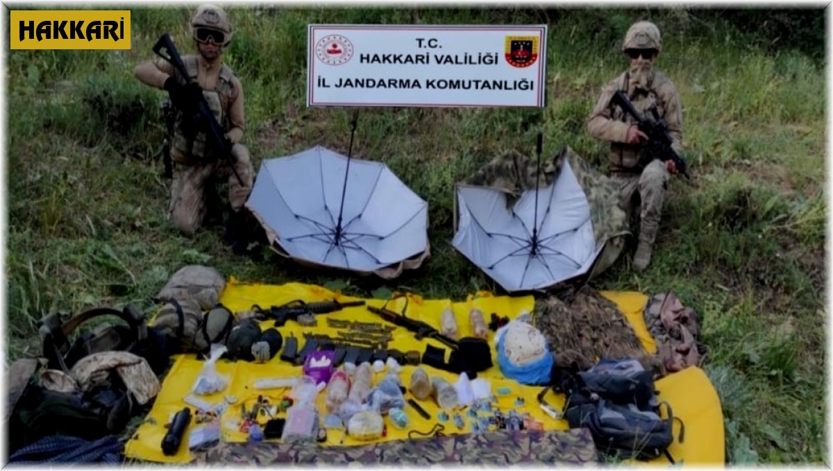 Şemdinli'de 2 teröristin etkisiz hale getirildiği operasyonda silah, mühimmat ve patlayıcı ele geçirildi